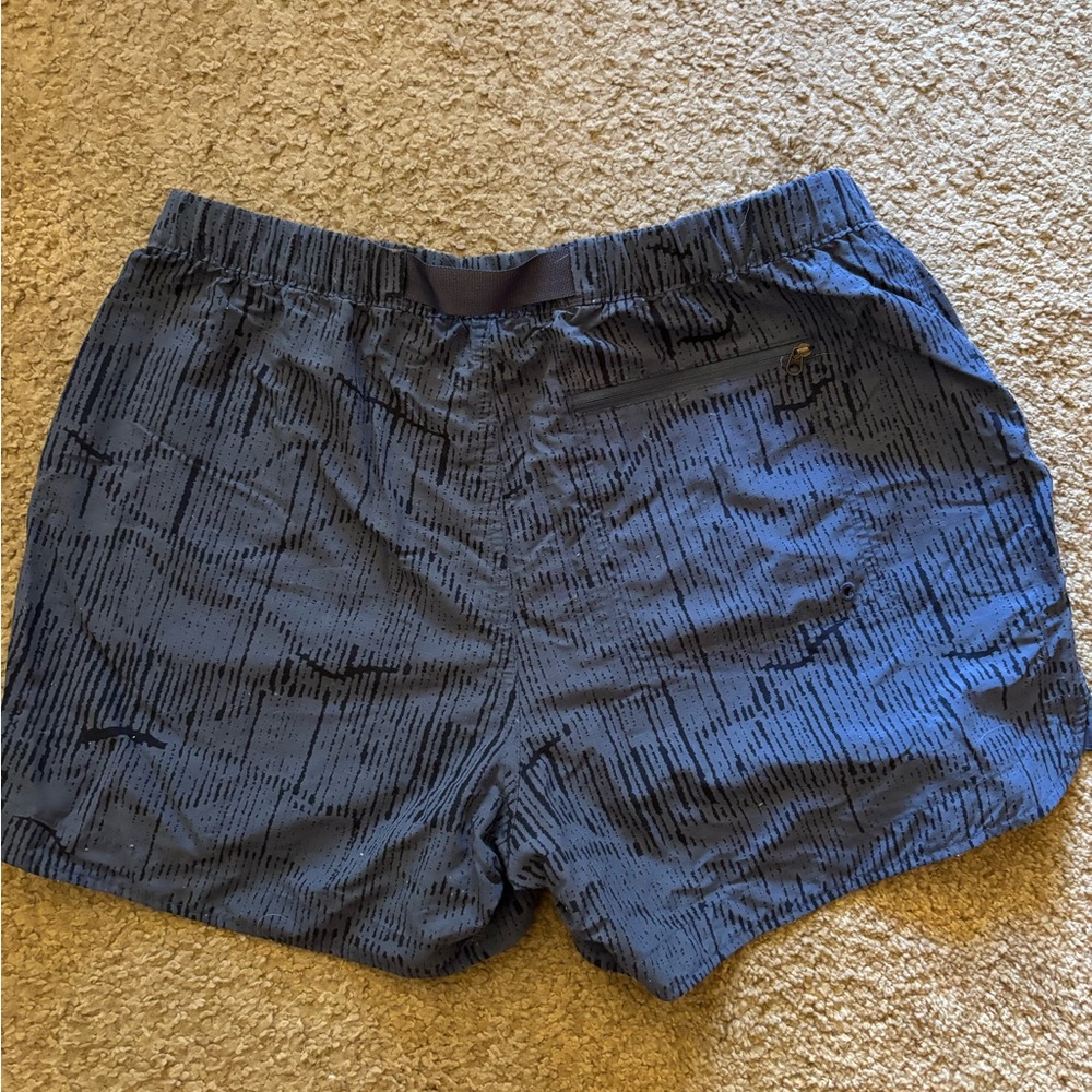 REI Women’s shorts - Picture 3 of 4